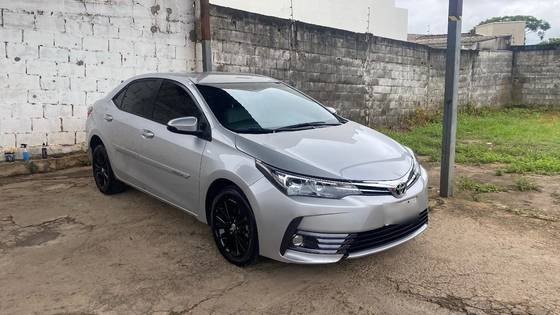 TOYOTA COROLLA 1.8 GLI 16V FLEX 4P AUTOMÁTICO